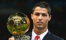 米兰体育官方网站-从战场到球场，格列兹曼的关键先生时刻与乌克兰危机的隐喻