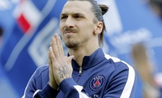 米兰体育官方网站-锡安主宰之夜，步行者火力全开，太阳光芒被连续得分压制