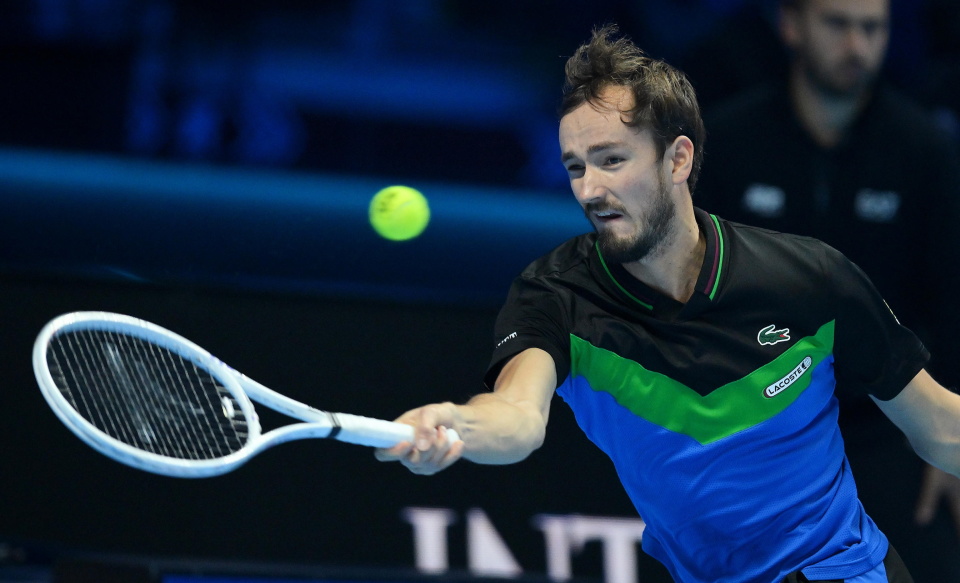 戴维斯杯力克ATP总决赛，梅德韦杰夫惊艳四座的简单介绍