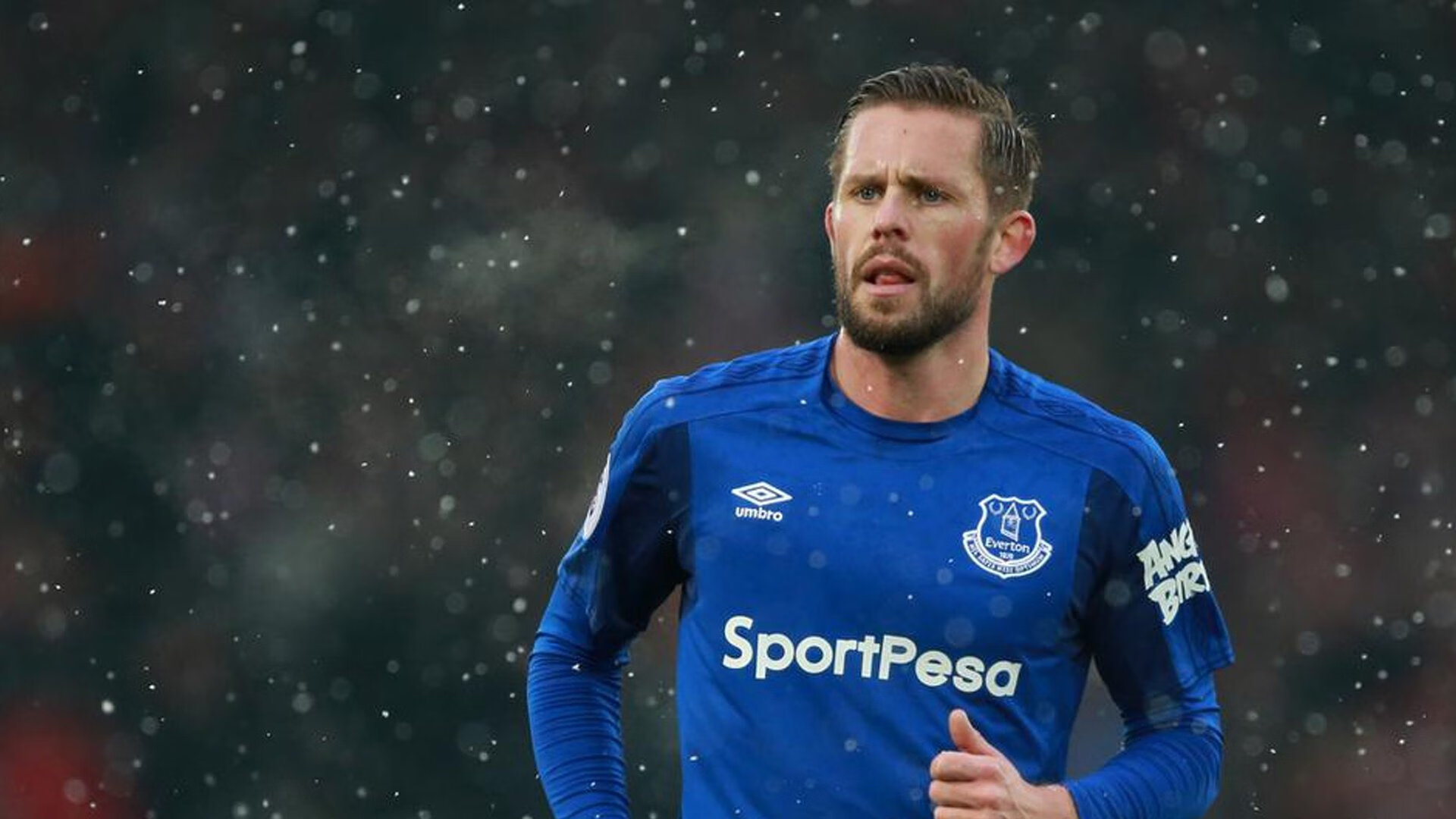 跨界传奇，当摩纳哥粉碎拉齐奥，金玟哉在NBA季后赛接管比赛